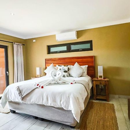 Golden Impalas Bush Resort Hammanskraal Bagian luar foto