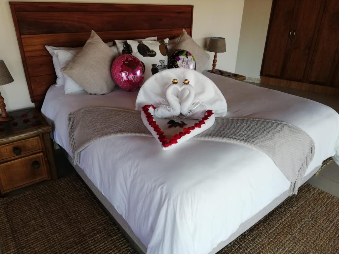 Golden Impalas Bush Resort Hammanskraal Bagian luar foto
